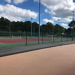 *jolie Maison Proche Et Marin, Avec Piscine, Tennis A Plage*