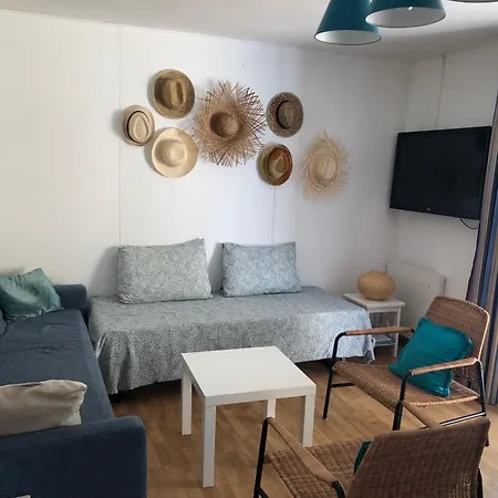 *jolie Maison Proche Et Marin, Avec Piscine, Tennis A Plage* Feriehus *