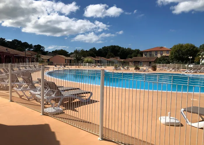 度假居 *jolie Maison Proche Et Marin, Avec Piscine, Tennis A Plage* 苏斯通