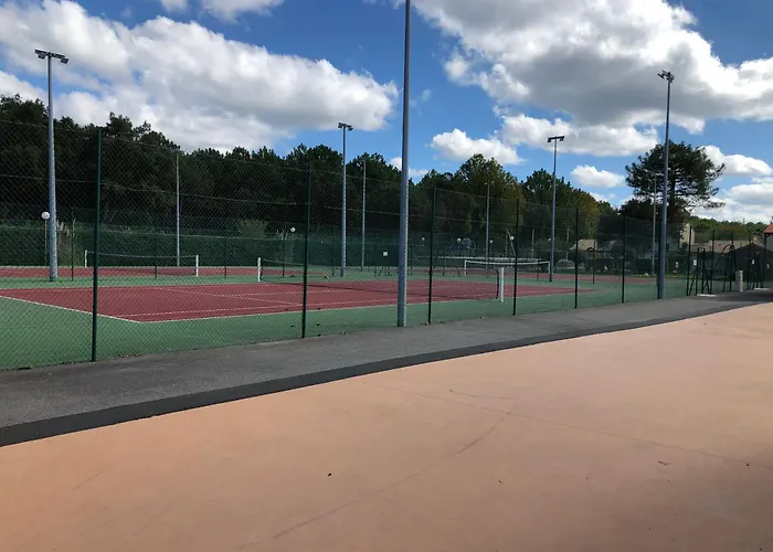*jolie Maison Proche Et Marin, Avec Piscine, Tennis A Plage*