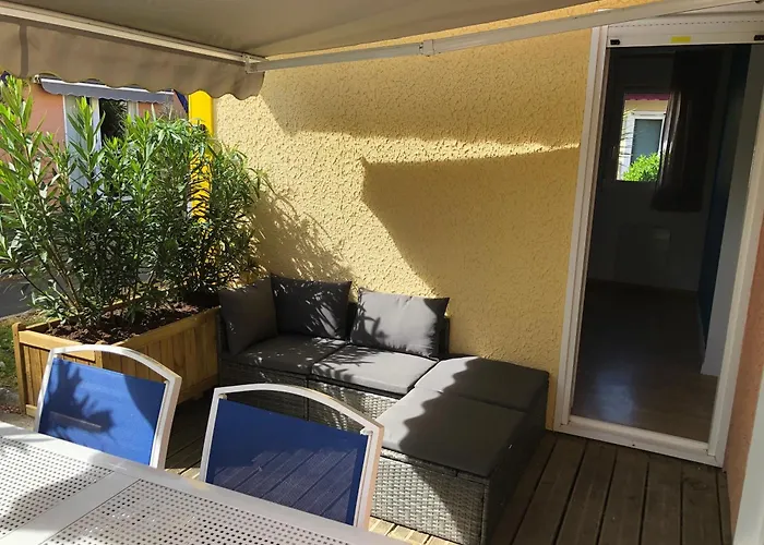 *jolie Maison Proche Et Marin, Avec Piscine, Tennis A Plage* 度假居 苏斯通