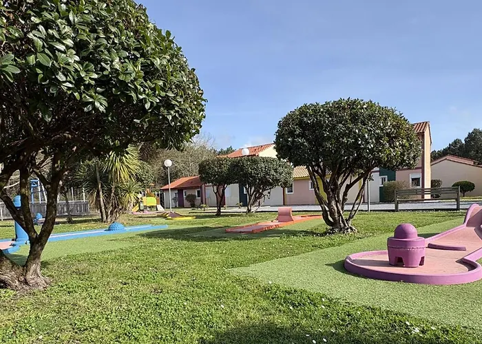 *jolie Maison Proche Et Marin, Avec Piscine, Tennis A Plage* *